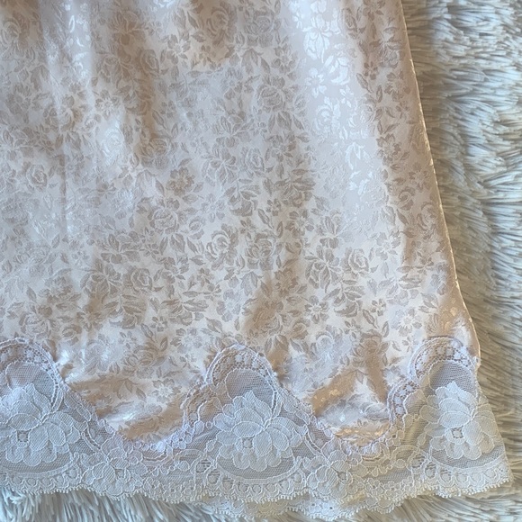 Vintage Christian Dior Petal Pink Lace Detail Slip - Picture 6 of 16